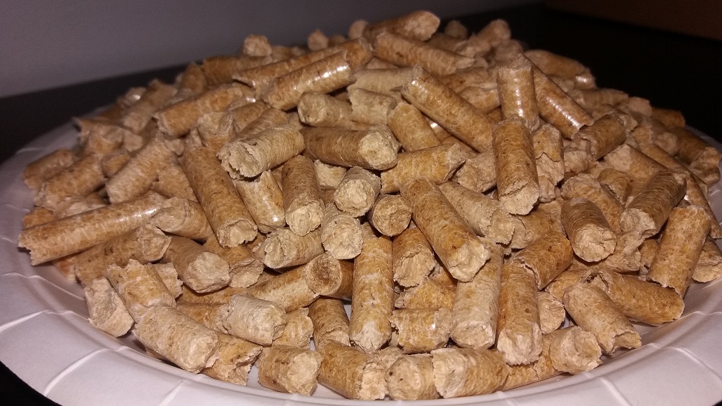 kotitalous pelletti 8mm pieni.jpg