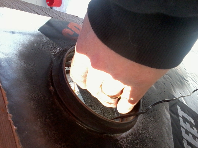 NAAPURIN KÃSI.jpg